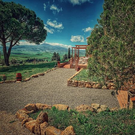 Agriturismo Il Casato - Il Torchio ปีเอนซา ภายนอก รูปภาพ