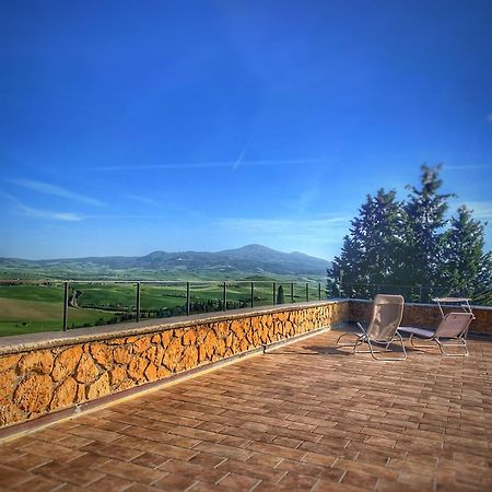 Agriturismo Il Casato - Il Torchio ปีเอนซา ภายนอก รูปภาพ