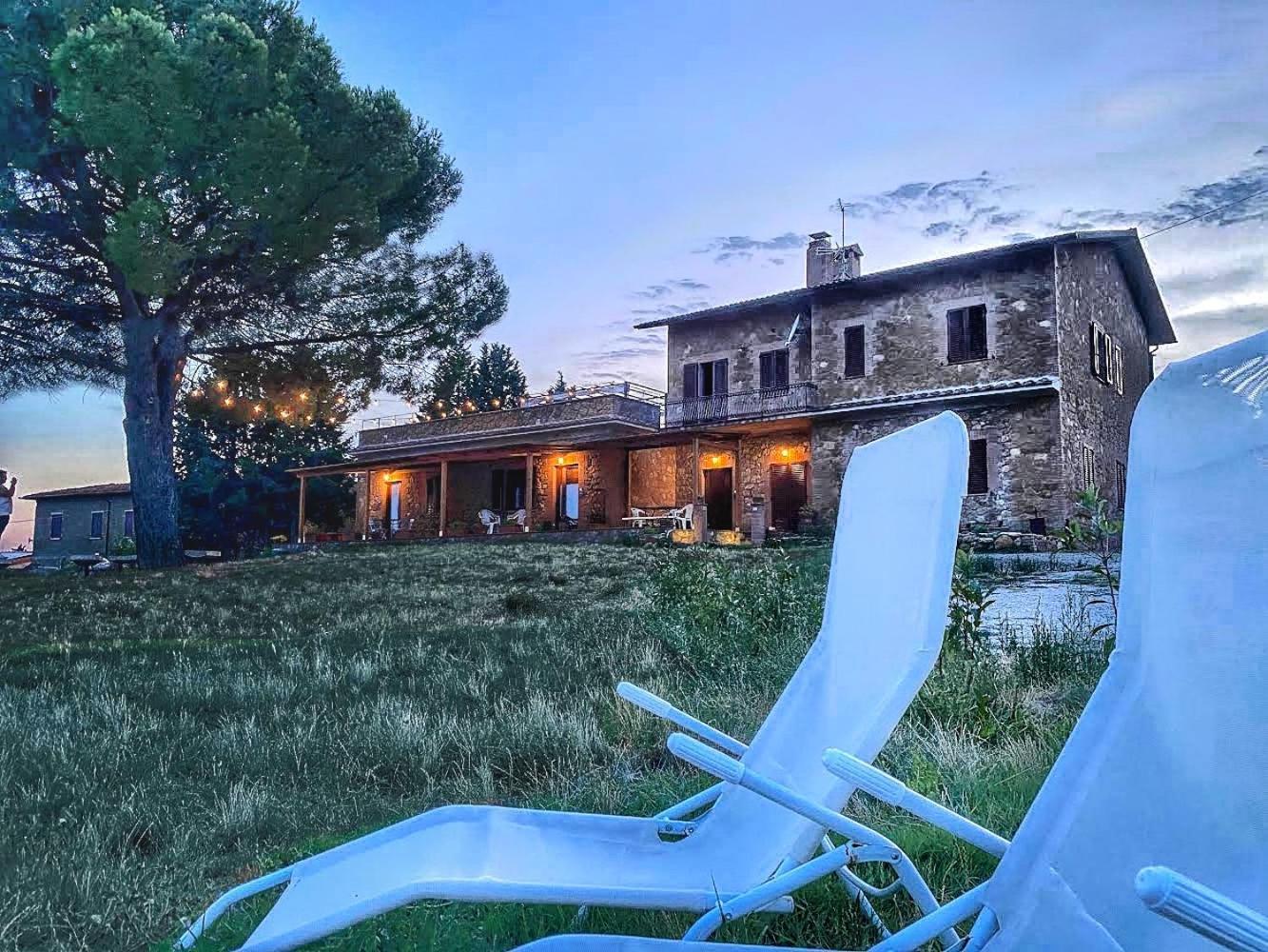 Agriturismo Il Casato - Il Torchio ปีเอนซา ภายนอก รูปภาพ