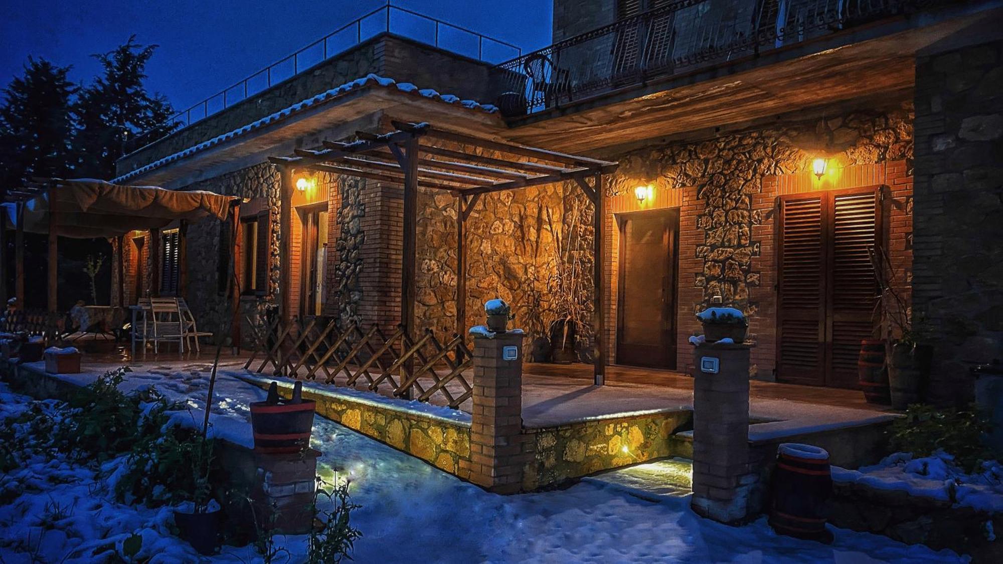 Agriturismo Il Casato - Il Torchio ปีเอนซา ภายนอก รูปภาพ